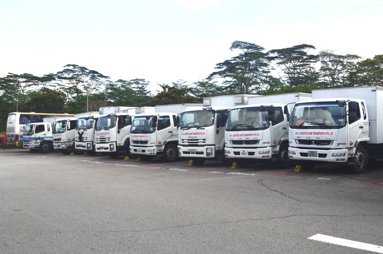 24 feet Truck Rental
